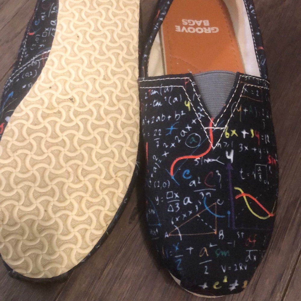 For my math teachers or math nerds! Cute math themed flats are gently used, EUC!